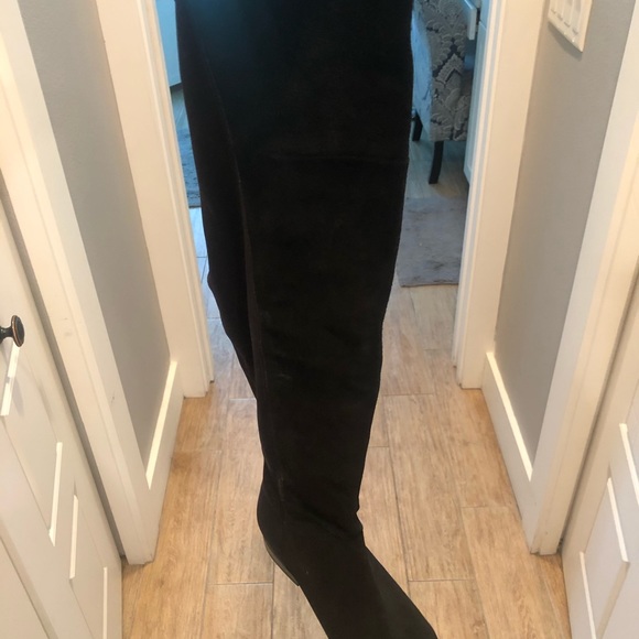 Black boots - Picture 7 of 7